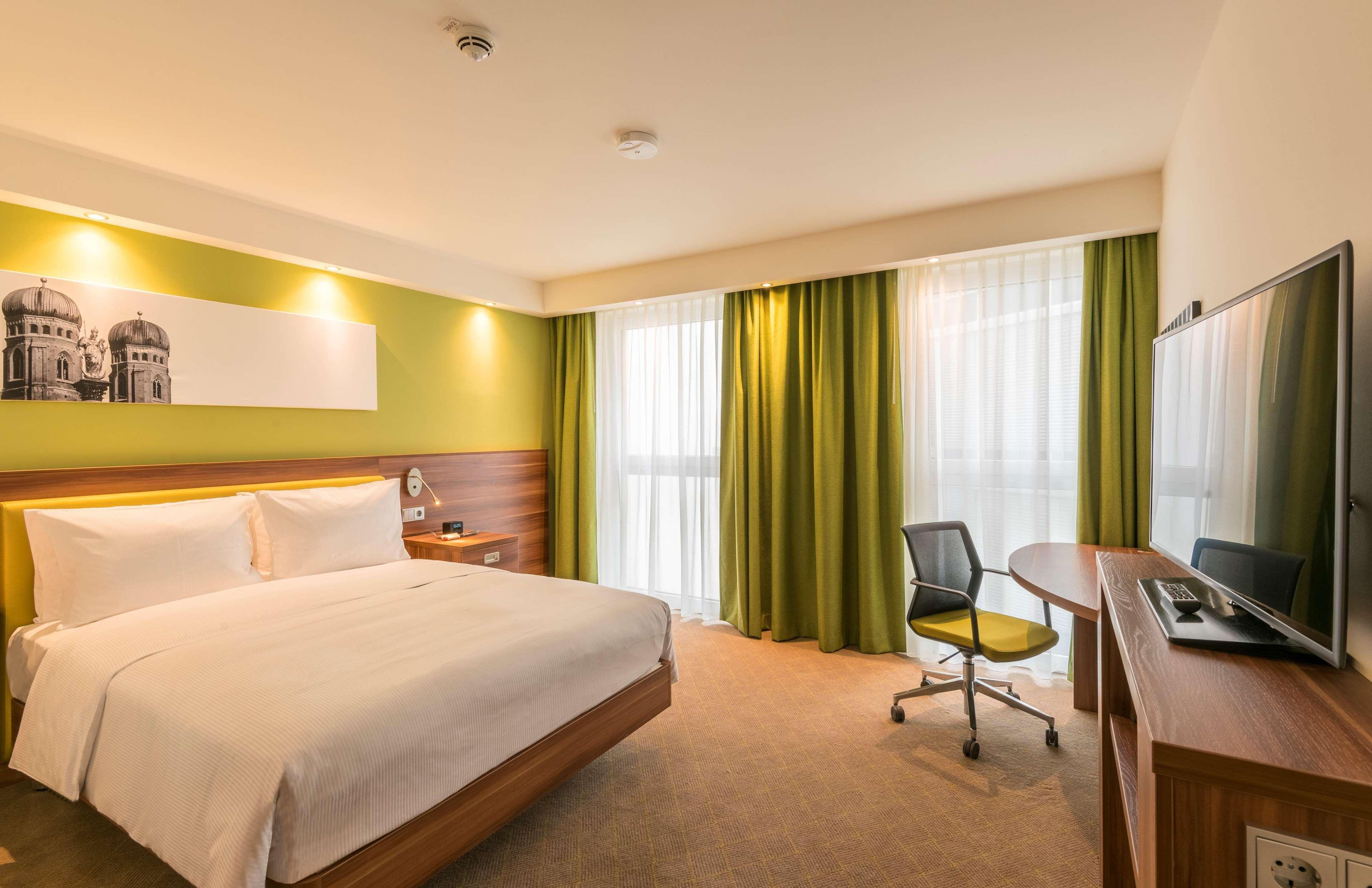 Hampton By Hilton Munich City West מראה חיצוני תמונה